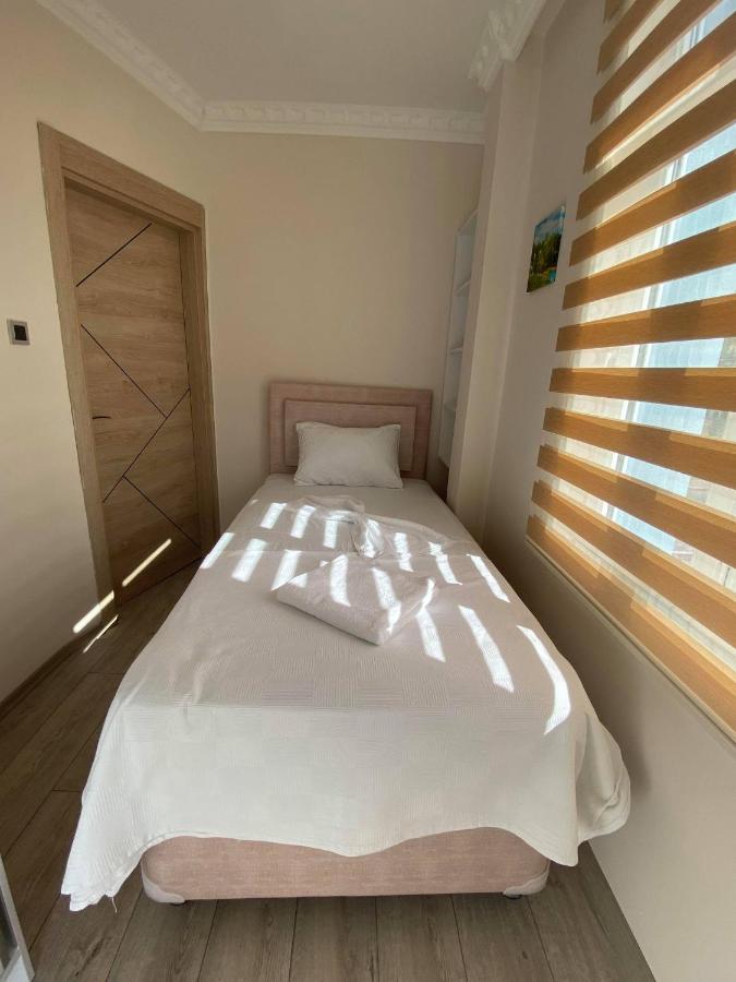 Maleyna Kemer